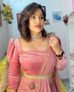 Madhavi Latha Instagram - #lookoftheday