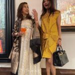 Madhoo Instagram - @shobhaade @dag.world wonderful eve into the art world💜💜💜💜💜💜