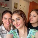 Madhoo Instagram - @imeshadeol @ameyaashah 💜💜💜💜💜