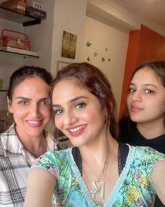 Madhoo Instagram - @imeshadeol @ameyaashah 💜💜💜💜💜