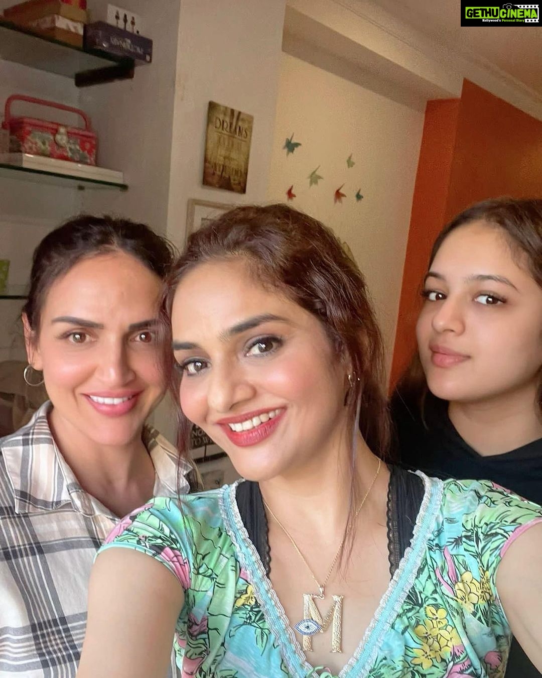 Madhoo - 3.9K Likes - Most Liked Instagram Photos