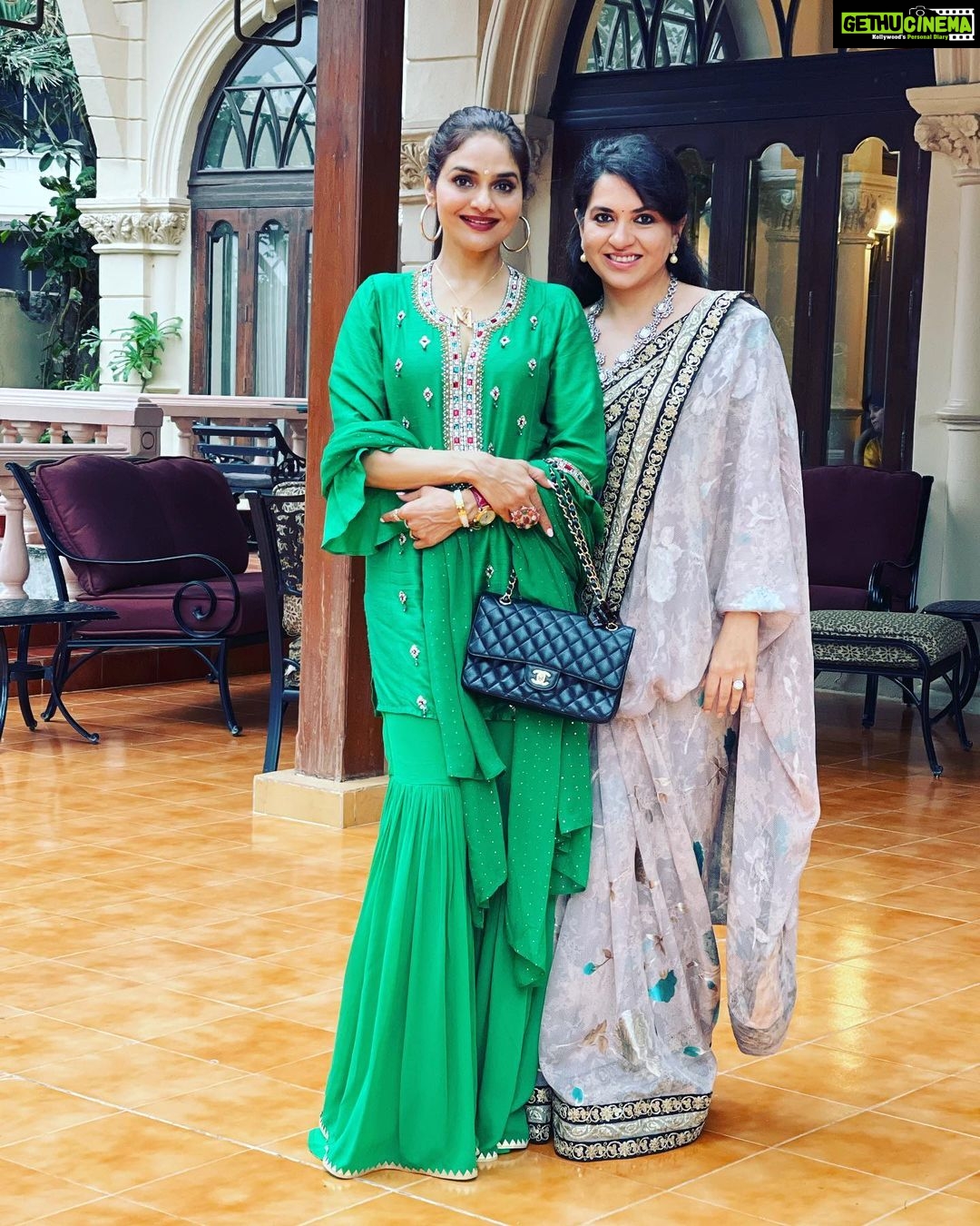 Madhoo Instagram - @shaina_nc 💜💜💜💜💜