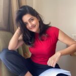 Mahima Nambiar Instagram – From script reading session to photo session 📖 

#reading #photosession #photoready #smile #work #positivevibes #clickallday #clickeveryday