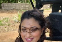 Malavika Instagram - Karuputhaan enaku Pudicha colouru 🖤🖤 #shootdiaries #tamilgolmaal #actressmalavika makeup by @maqboolpatel76 costumes by @suma.rana23 Casela