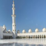 Malavika Wales Instagram – A throwback to better times and even better memories. 🕌

#sheikzayedmosque 
#throwback #lonetraveller #abudhabi Sheikh Zayed Mosque