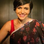 Mandira Bedi Instagram - #Virtuallyyours Mode.. 🙏🏽❤️ . . . #shukr #gratitude #upwardsandonwards Wearing @priyadarshinirao and @kirikiri.in