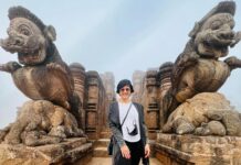 Mandira Bedi Instagram - Last weekend I visited Odissa for an event and got a few sights in. The #Suntemple was spectacular! Thank you @mycitylinks.in @preludeliveofficial @lyricistpriyankaa for an Allround beautiful visit. And these lovely pictures! Sun Temple,konark,orrisa