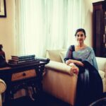 Manisha Koirala Instagram - Loved wearing blue.. Saree- @pulchowk3 M&U- @ananekebeautysalon Style- @uzustyles Jwelary- @sbd.labim Pic- @paul_shakya_