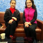 Manisha Koirala Instagram - With the most admirable lady @bandanaarana Dijju who has been talking on #genderequality and representing our nation on world platform..for few decades..we need more women stepping up, standing up n speaking for each other ..on our way to #lukla #kalapatthar to support @sathsathai initiative for #internationalwomensday