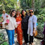 Manisha Koirala Instagram - Celebrating colours of life.. #happyholi #family #friendship #life #celebration