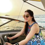 Mehrene Kaur Pirzada Instagram - It’s a beautiful life 😇 🤍 #thankyouuniverse #yacht #life #dubai #traveldiaries The Palm Jumeirah, Dubai, UAE