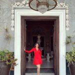 Mehrene Kaur Pirzada Instagram - 🌹 #shootdiaries #blessed #falaknumapalace #F3 Taj Falaknuma Palace