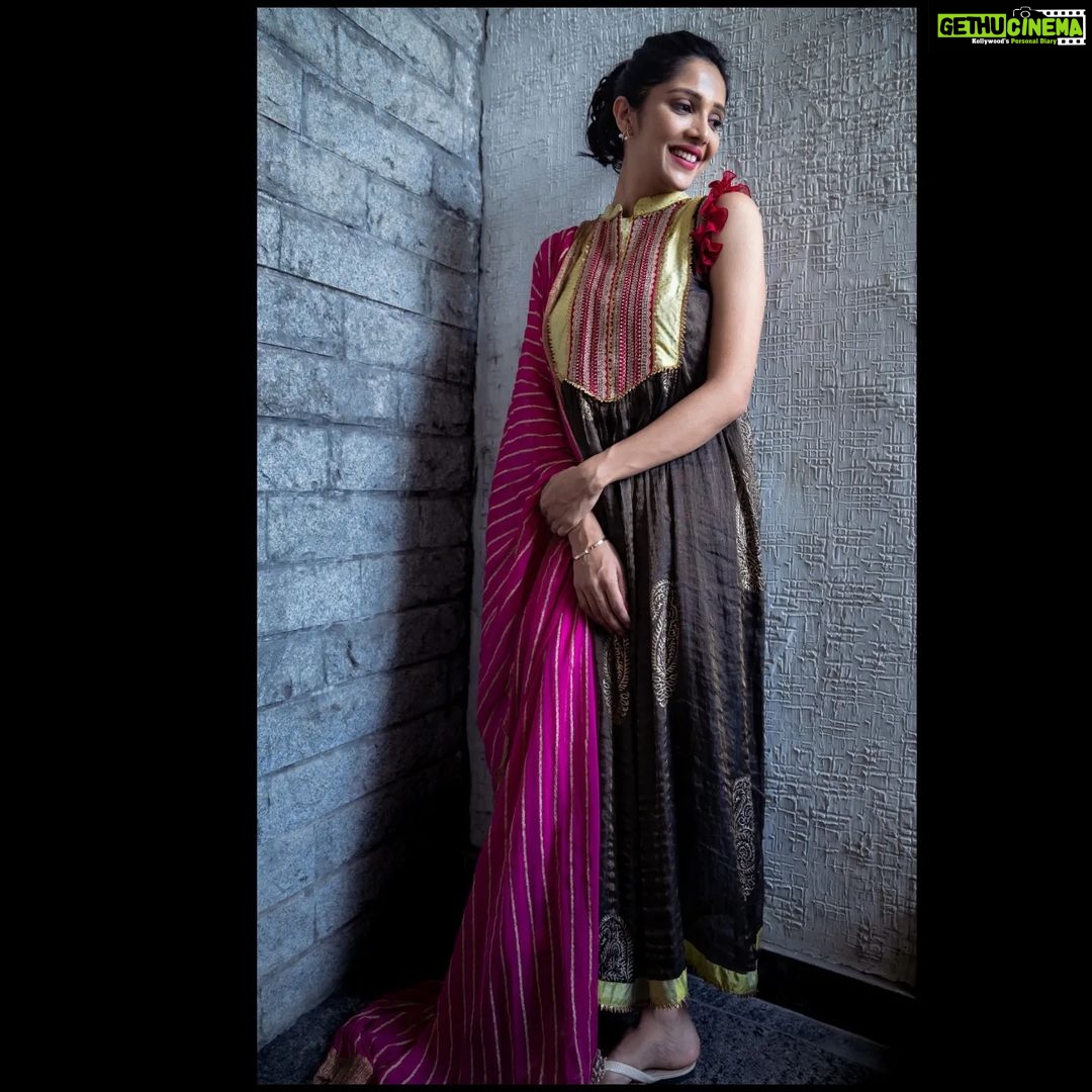 Milana Nagaraj Instagram - MUA: @makeup_sachin Styling : @stilerush_by_varshinijanakiram Outfit : @lathaputtanna PC : @sharathpadaru