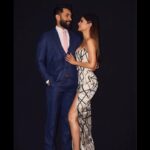 Mouni Roy Instagram - ⚫️ • • Me In @officialsaishashinde Style by @rishika_devnani Hair @chettiarqueensly Make up @mukeshpatilmakeup • • @nambiar13 In @_anuki.n Style by @anusoru @nidhikurda 📸 @tina_motwani