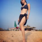 Mouni Roy Instagram - 🏝