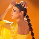 Mouni Roy Instagram - Hair flails 🤩