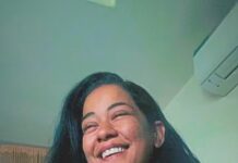Mumaith Khan Instagram - Every man has his secret sorrows which the world knows not; and often times we call a man cold when he is only sad.-Henry Wadsworth Longfellow😇. #acceptance #awesome #believeinyourself #respectyourself #care #dreams #encouragement #faith #grace #glitter #smile #stronger #peace #positivity #innerpeace #workhard #appreciation #selfesteem #selfrespect #motivation #wiser #wisdom #happiness #love #life 💖🌸😘