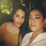 Mumaith Khan Instagram - A friend is one to whom one may pour out the contents of one's heart, chaff and grain together, knowing that gentle hands will take and sift it, keep what is worth keeping, and with a breath of kindness, blow the rest away.-Dinah Maria Craik😇. #acceptance #awesome #believeinyourself #respectyourself #care #dreams #encouragement #faith #grace #glitter #smile #stronger #peace #positivity #innerpeace #workhard #appreciation #selfesteem #selfrespect #motivation #wiser #wisdom #happiness #love #life 💖🌸😘
