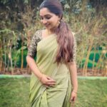 Nakshathra Nagesh Instagram – Saree @aatwos 
Blouse @abarnasundarramanclothing 
#beingsaraswathy #tamizhumsaraswathiyum