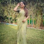 Nakshathra Nagesh Instagram – Saree @aatwos 
Blouse @abarnasundarramanclothing 
#beingsaraswathy #tamizhumsaraswathiyum