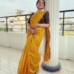 Nakshathra Nagesh Instagram – Good morning 😁 let me show you another pretty pretty saree from @aatwos ❤️