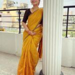 Nakshathra Nagesh Instagram – Good morning 😁 let me show you another pretty pretty saree from @aatwos ❤️