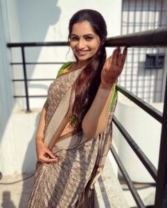 Nakshathra Nagesh Instagram - Another super weightless, easy to drape saree from @aatwos #beingsaraswathy #tamilumsaraswathiyum