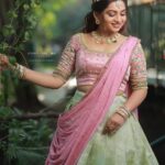 Nakshathra Nagesh Instagram – Recent most favourite shoot! Love the team ❤️ 

Mua : @jaanumakeoverartistry 
Hairdo : @vanitha_makeover 
Outfit : @plush_boutique_jb 
Jewellery : @chennai_jazz 
Photography : @single_sparrow_photography