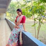 Nakshathra Nagesh Instagram - Floral saree from @house_of_swaroopa 🌸 #beingsaraswathy #tamizhumsaraswathiyum