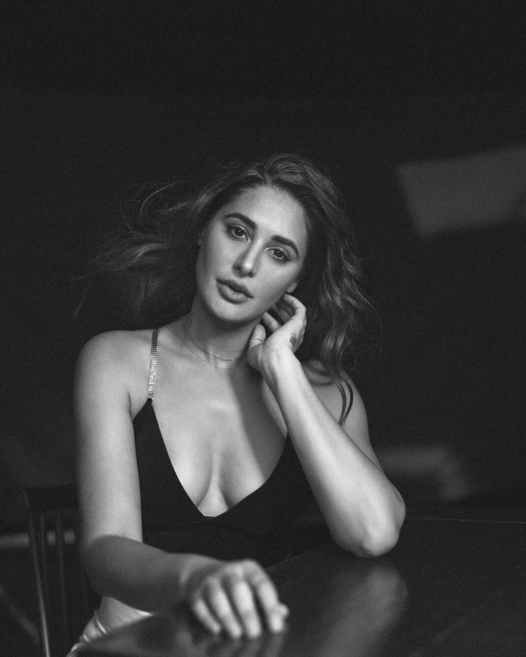 Nargis Fakhir Instagram - Never give up because great things take time! . . . : . . . 📸 @tejasnerurkarr 👗 @alliaalrufai 💄 @ajayvrao721 Hair @shefali_hairstylist.81 . . #nevergiveup #photography #blackandwhite #portraitphotography #keepgoing #love #life