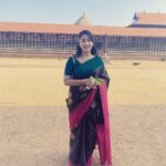 Navya Nair Instagram - Happy shivarathri to everyone 🌈 #festivities #indiantradition #sareelove #shiva #templesofindia #love