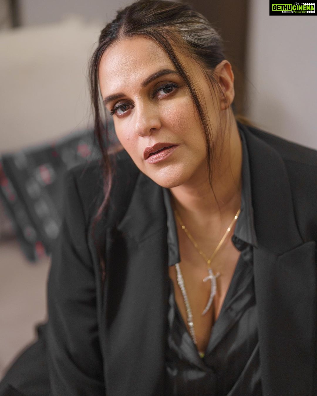 Neha Dhupia Instagram - Better in black 🖤 … #ootd styled by @ayeshakhanna20 @hanut101 muah @vibhagusain 📸 @ikshitpatel