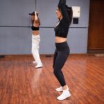 Neha Sharma Instagram - Make some noise coz #kudiyanlahorediyan is here..my baby girl..more power to you..💕🧿 #aishasharma #songoutnow @aishasharma25 @harrdysandhu @arvindrkhaira @jaani777 @bpraak @reshmaamerchant #cutenessoverload #linkinbio . . . 📷 @vishalmagaly