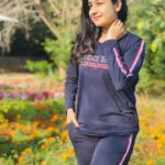 Paridhi Sharma Instagram - Life!!! I am breathing you.. #life #live #love #nature #godliness #green #moments #paridhisharma #nomakeup #onlysunshine