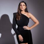 Parineeti Chopra Instagram - Is it a gown? Is it a dress? 🎩