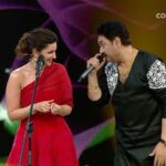 Parineeti Chopra Instagram - Am I really singing a duet with THE Kumar Sanu? The teenage, music student me, wouldn’t have believed it … @kumarsanuofficial #Hunarbaaz #KumarSanu #PinchMeMoment