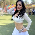 Pooja Bose Instagram – #holiyameuderegulaal pls watch it on my channel link in bio