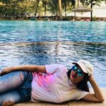 Pooja Bose Instagram - Spent a splendidly relaxing sundowner at @westinmumbaipowai @lakeviewcafe_ #westinpowai #bythelake The Westin Mumbai Powai Lake