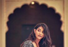 Pooja Jhaveri Instagram - Looking at my 2022 goals like… ! . . What are your goals this year ? . . #goals #2022 #saree #sareeshoot #catalogue #print #printshoot #sareebrand #jaipur #jodhpur #rajasthan #ethnicwear #ethnic #sareelove