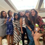 Pooja Salvi Instagram - Food, Friends, Sunshine🌞🍷 Soho House Mumbai