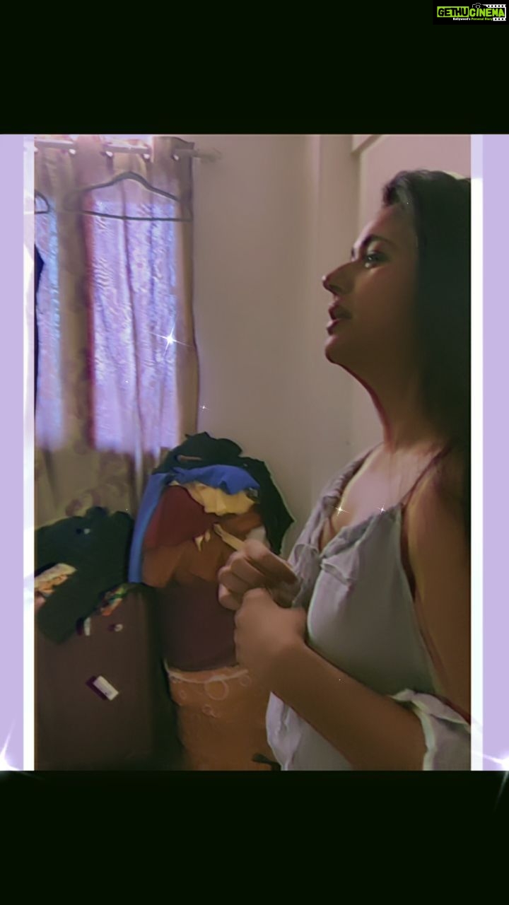 Poonam Bajwa Instagram - !!! Once upon a time in a chaotic wardrobe! Absolute Mess where Absolute Magic happens! 📸@hairstylebynisha