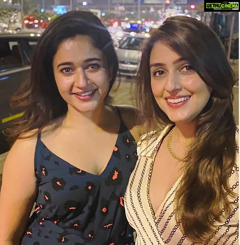 Poonam Bajwa Instagram - With @aartichabria #eveningslikethese❤️ #connectedhearts ❤️ #belatedhappywomensday#