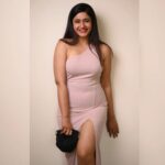 Poonam Bajwa Instagram - Warning: Smiling with all teeth showing may drastically improve your mood , health and life !Do so with wild abandon! 📸@unique_amit212 @hairstylebynisha