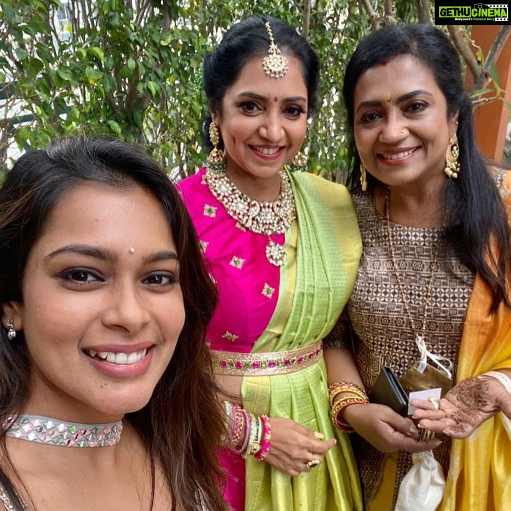 Poornima Bhagyaraj Instagram - Beautiful pre wedding function @__thamizhachi__@kikivijay11 @pritha10hari @poornimas_store @mahu3784