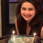 Prachi Deasi Instagram – 🎪💃🏻🎈🎂

#Birthday #quarantine #home #cake #2020 #picoftheday #photooftheday #september #thankyou #gratitude #love #stars #dressedup #light #balloons #smile #laughter