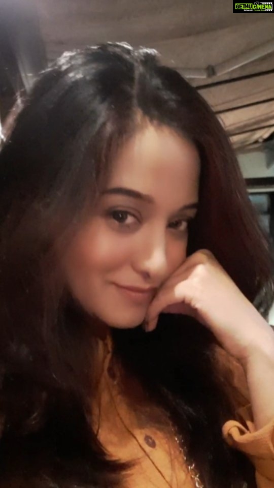Preetika Rao Instagram - When ur friend says " order soup I will arrive in 10" ... But the soup arrives before your friend 😉✌🍵 And you make a Reel to pass time 😅 @indigodelicatessen ... ... ... ... #chandbaliyan #aboutlastnight #trendingsong #trendingreels #viral #viralpost #reelsinstagram #foryou #beintehaa #indigodelicatessen #reels #trending #instadaily #status #india