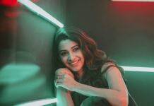 Priya Bhavani Shankar Instagram - Chaos & Peace ☺️ Styling - @anushaa13 Assistant stylist - lavanya_desigan Outfit - @notsosure.in PC - @arunprasath_photography Caption aswell by @anushaa13