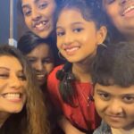 Priyanka Deshpande Instagram - My Rowdy Babies 😎😎 . . Hafeena n Srimathi missed you both. #supersinger #vijaytelevision #supersingerjunior8