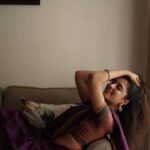 Priyanka Mohan Instagram – 💜✨

📸 @anitakamaraj
