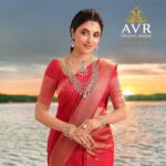 Priyanka Mohan Instagram - I feel joyful and excited to announce that I will be joining hands with the 94 years legacy retail chain store, AVR Swarna Mahal jewellers as their new brand ambassador❤️ @avrswarnamahaljewellers #avrswarnamahal #purityisourtradition Shot by @venketramg Styled by @pallavi_85 Makeup @makeupbyanighajain Hair @arvindkumar_hair